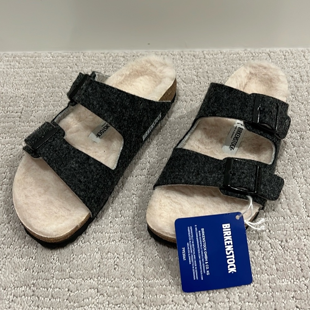 NWT Birkenstock Sandals